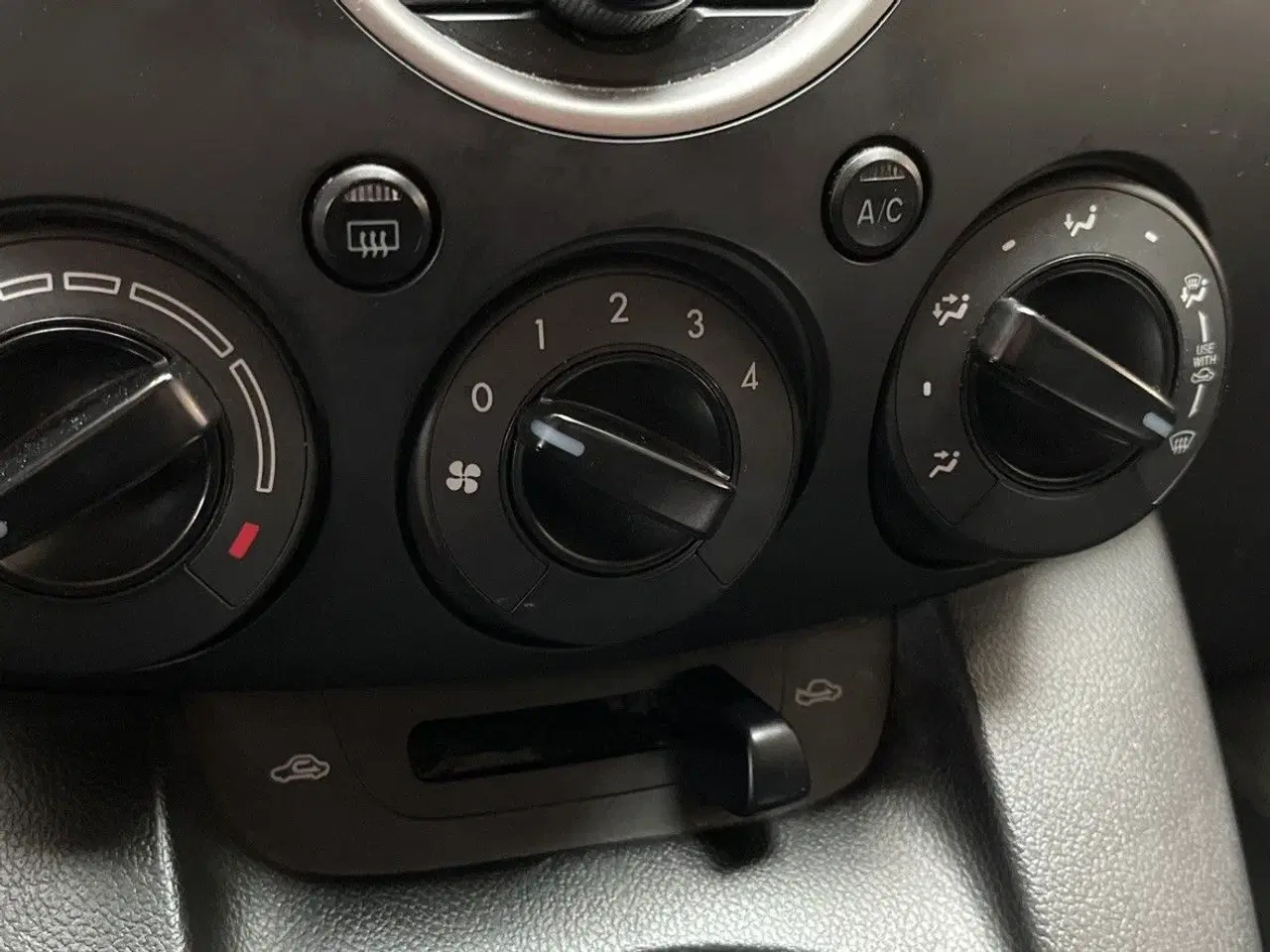 Billede 16 - Mazda 2 1,3 Premium 86HK 5d