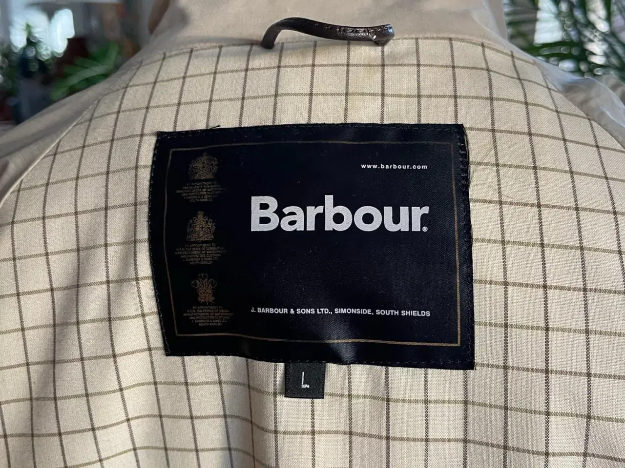 Billede 1 - Herrerfrakke i str. large i mrk. .BARBOUR 