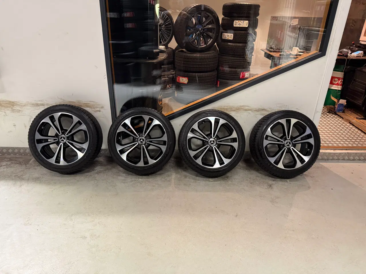 Billede 1 - Originale 18” Mercedes alufælge med vinterdæk