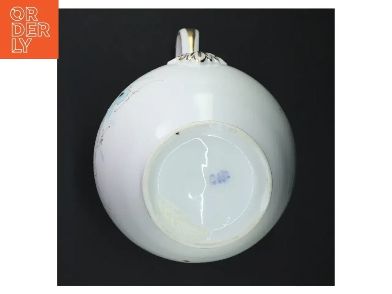 Billede 2 - Porcelænskande med gulddekoration (str. H. 26 cm)