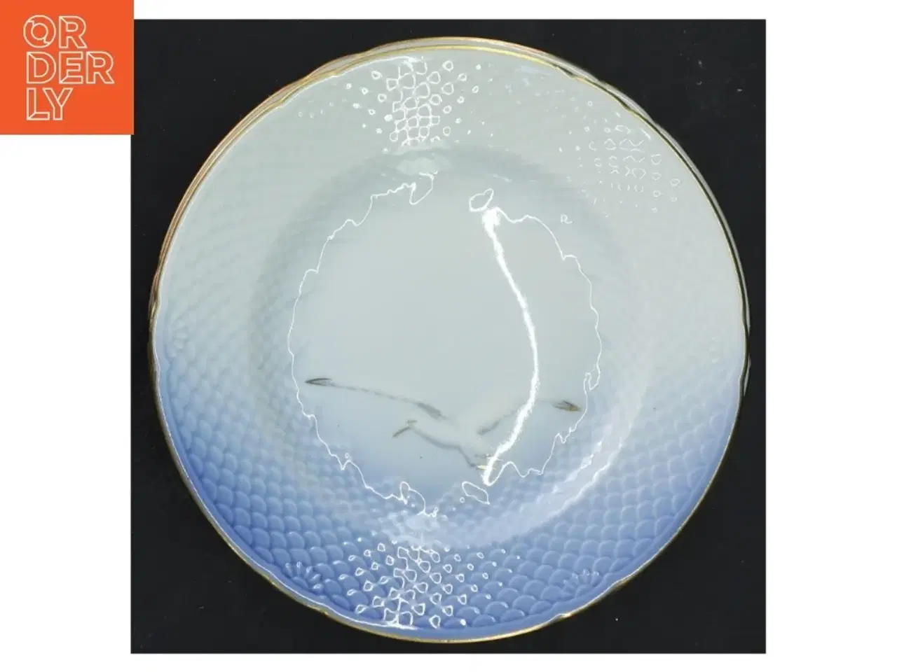 Billede 2 - Mågestellet Sæt med seks porcelæns tallerkener med guldkant fra B&G (str. Ø 16 cm)