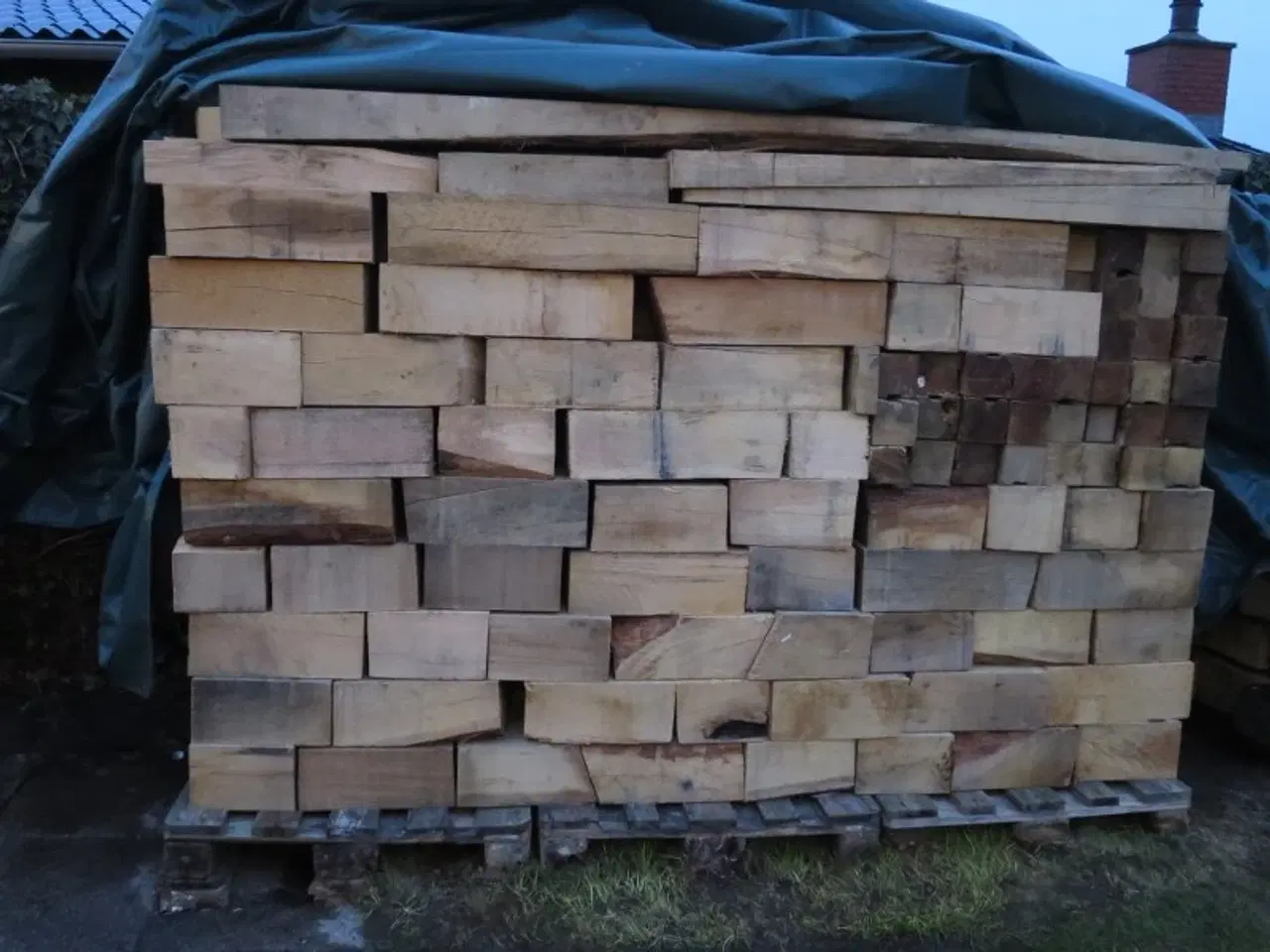 Billede 2 - Egetømmer til brænde.