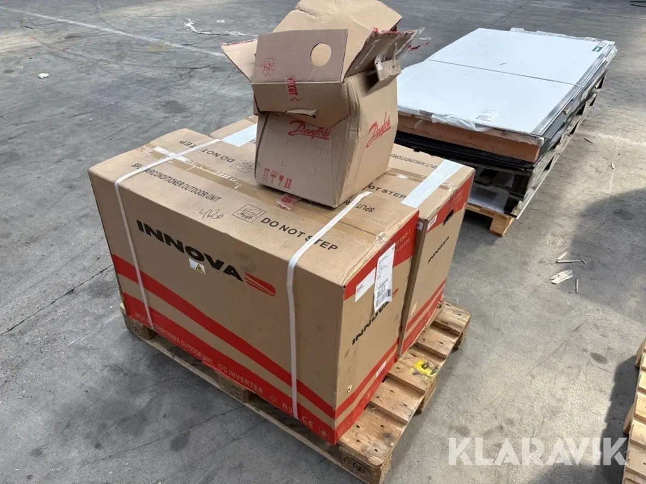 Billede 3 - 2 styk udedel til aircondition Danfoss Titanium R32