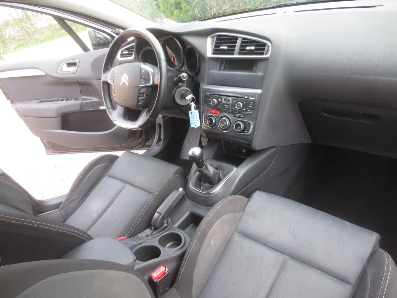 Billede 17 - Citroen C 4 1.6 HDi År 2012. Nysynet. 