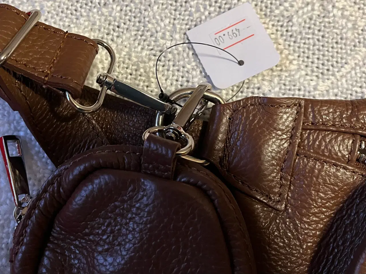 Billede 4 - Brun læder bumbag