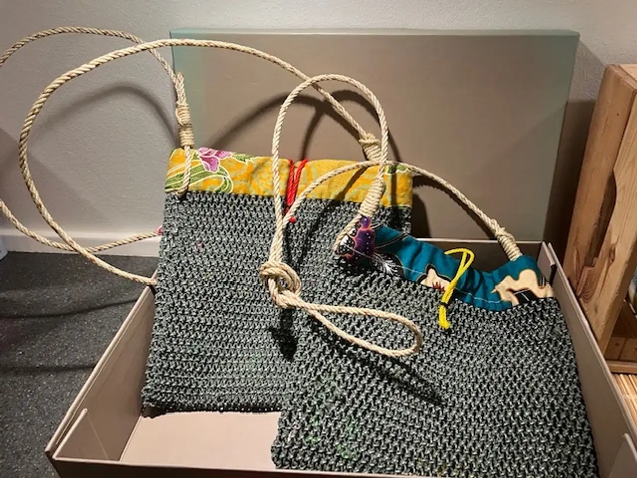 Billede 3 - Unikke håndlavede tasker mærke "TRANG"