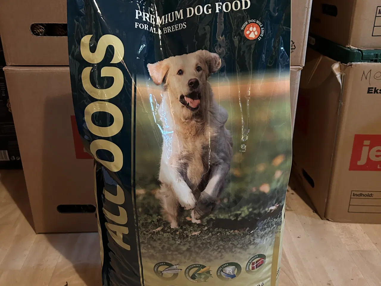 Billede 1 - 2 poser All dogs hundefoder sælges 