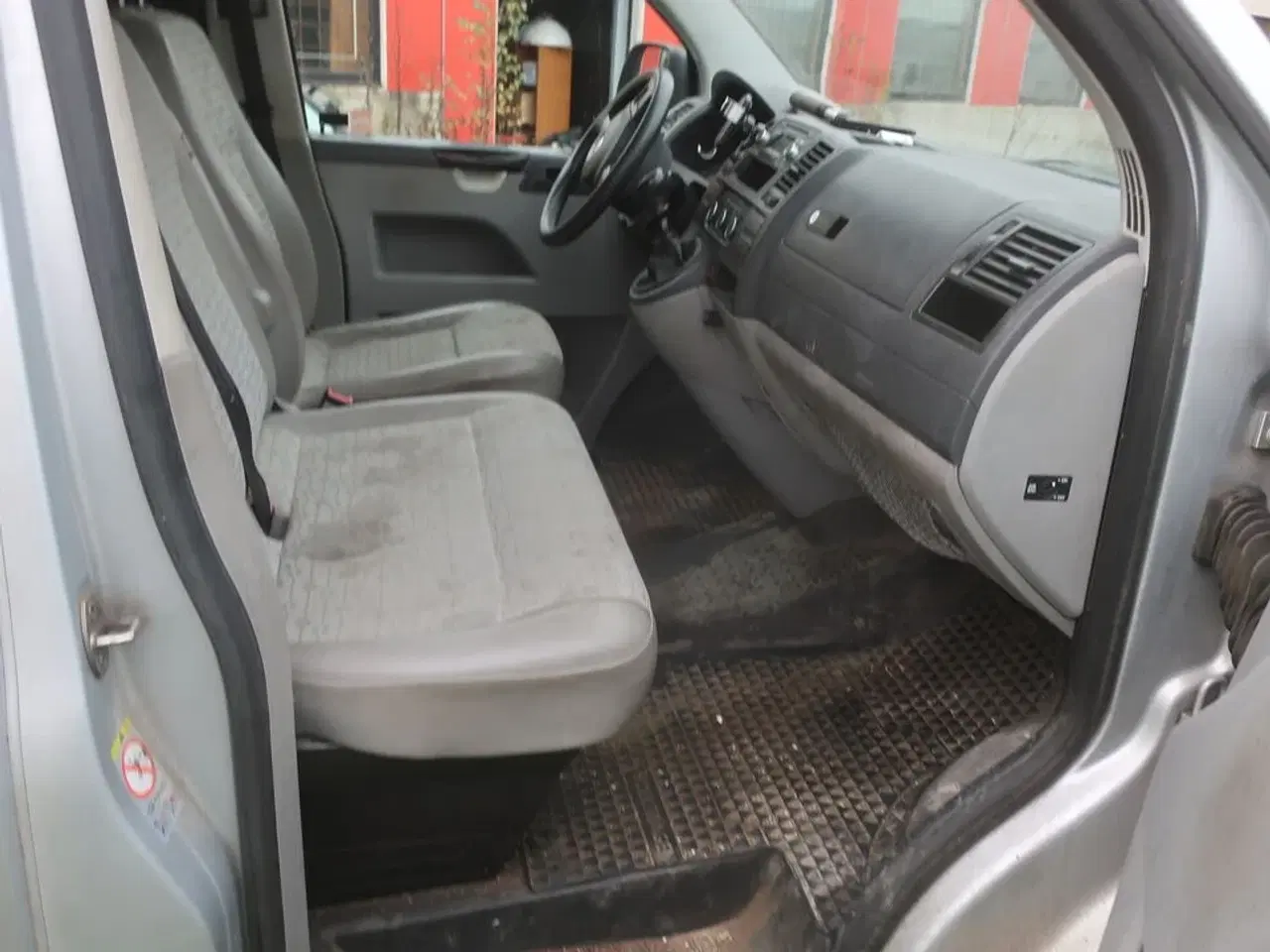 Billede 18 - Varebil VOLKSWAGWEN transporter kasseveogn 2,0 tdi