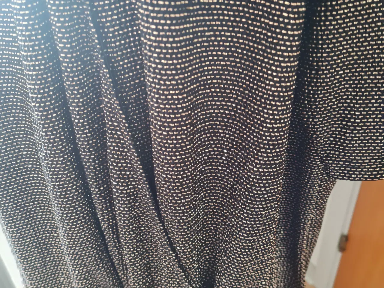 Billede 6 - Tunika str xl 56 Zizzi guld