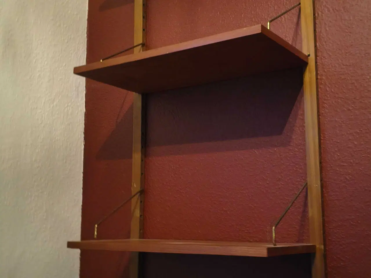 Billede 3 - Teak vangereol i klassisk 60'er stil