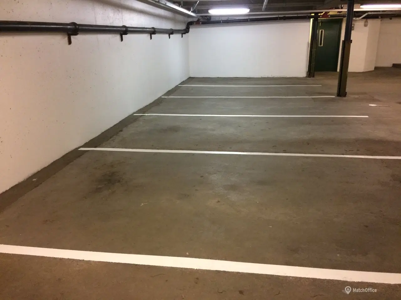 Billede 2 - Vi har en attraktiv P-plads ledig i aflåst parkeringskælder - lige i hjertet af Roskilde!