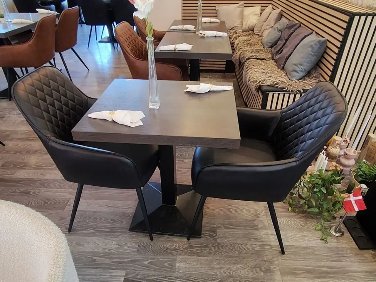 Billede 1 - Cafébord med to stole