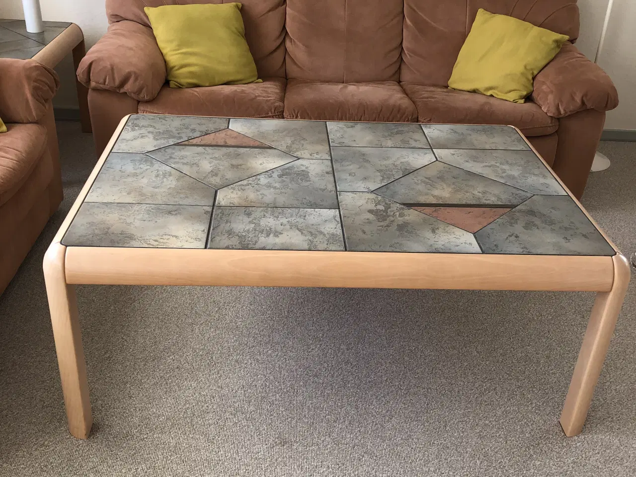 Billede 1 - Sofabord med kakler, meget velholdt 