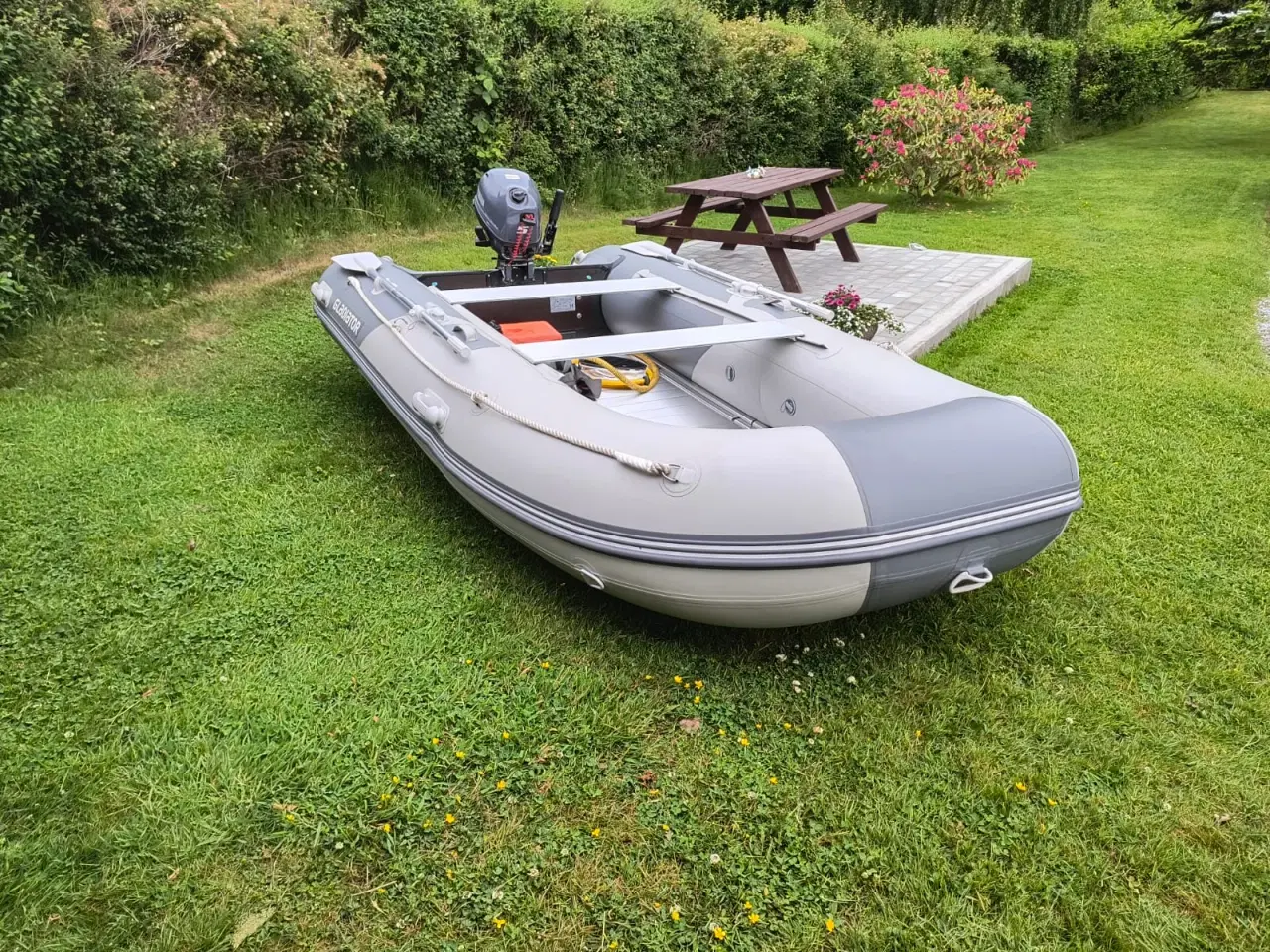 Billede 1 - Gummibåd 370 med Yamaha påhængsmotor