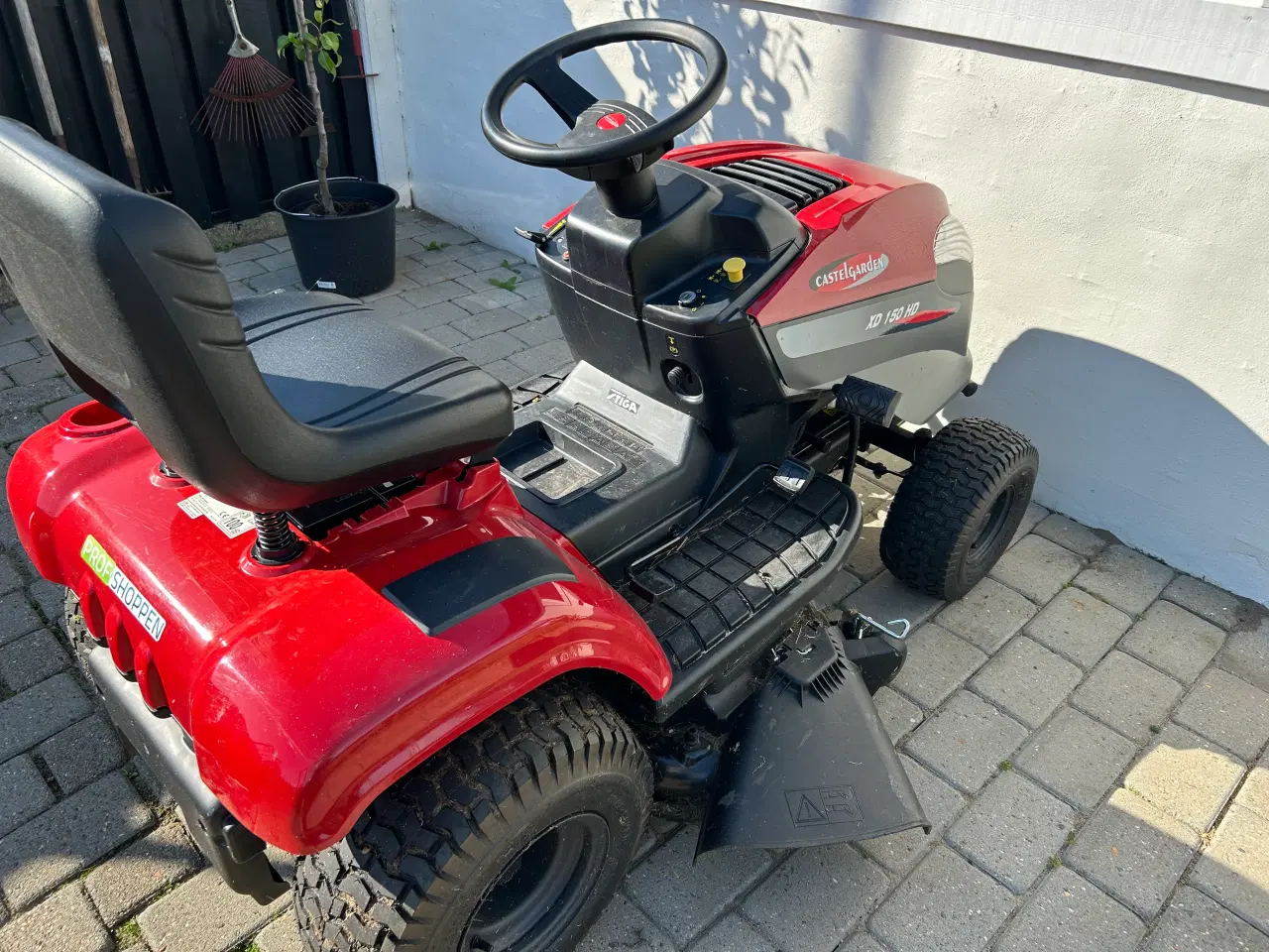 Billede 2 - HAVETRAKTOR TIL SALG – Castelgarden XD 150 HD