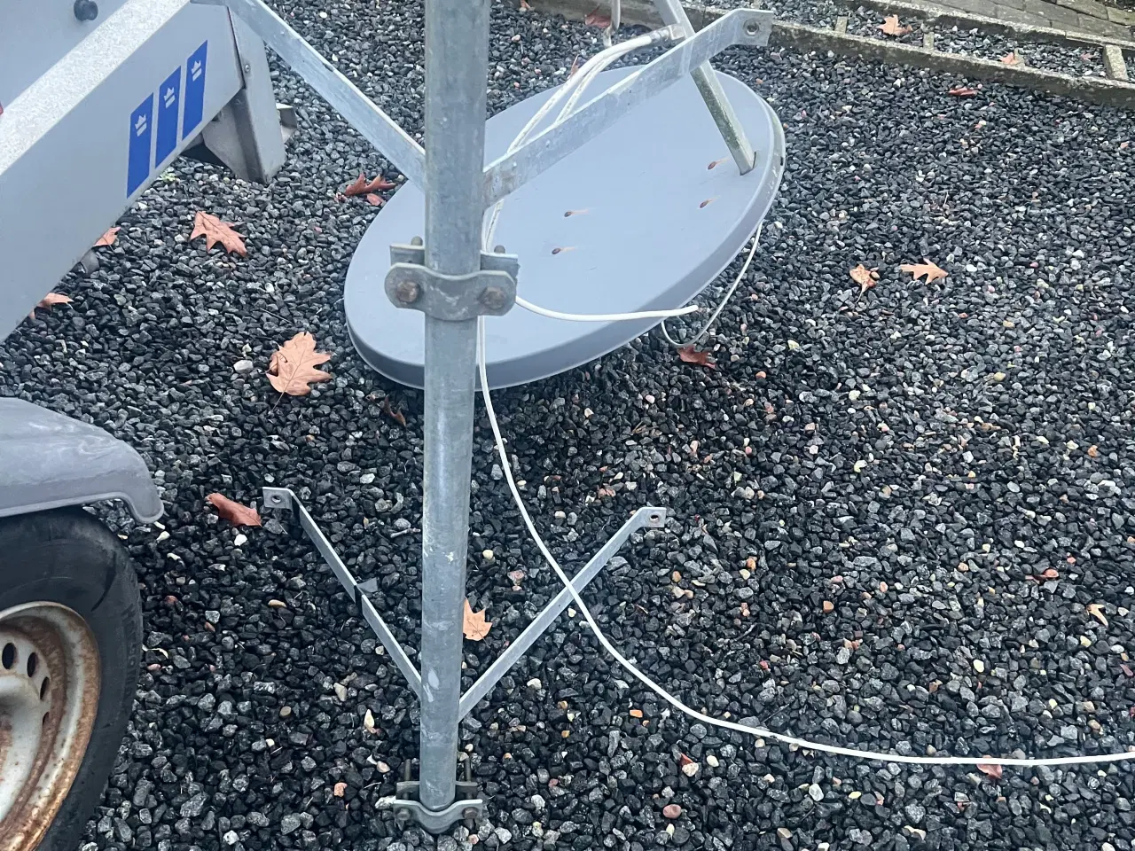 Billede 2 - Parabol med motor