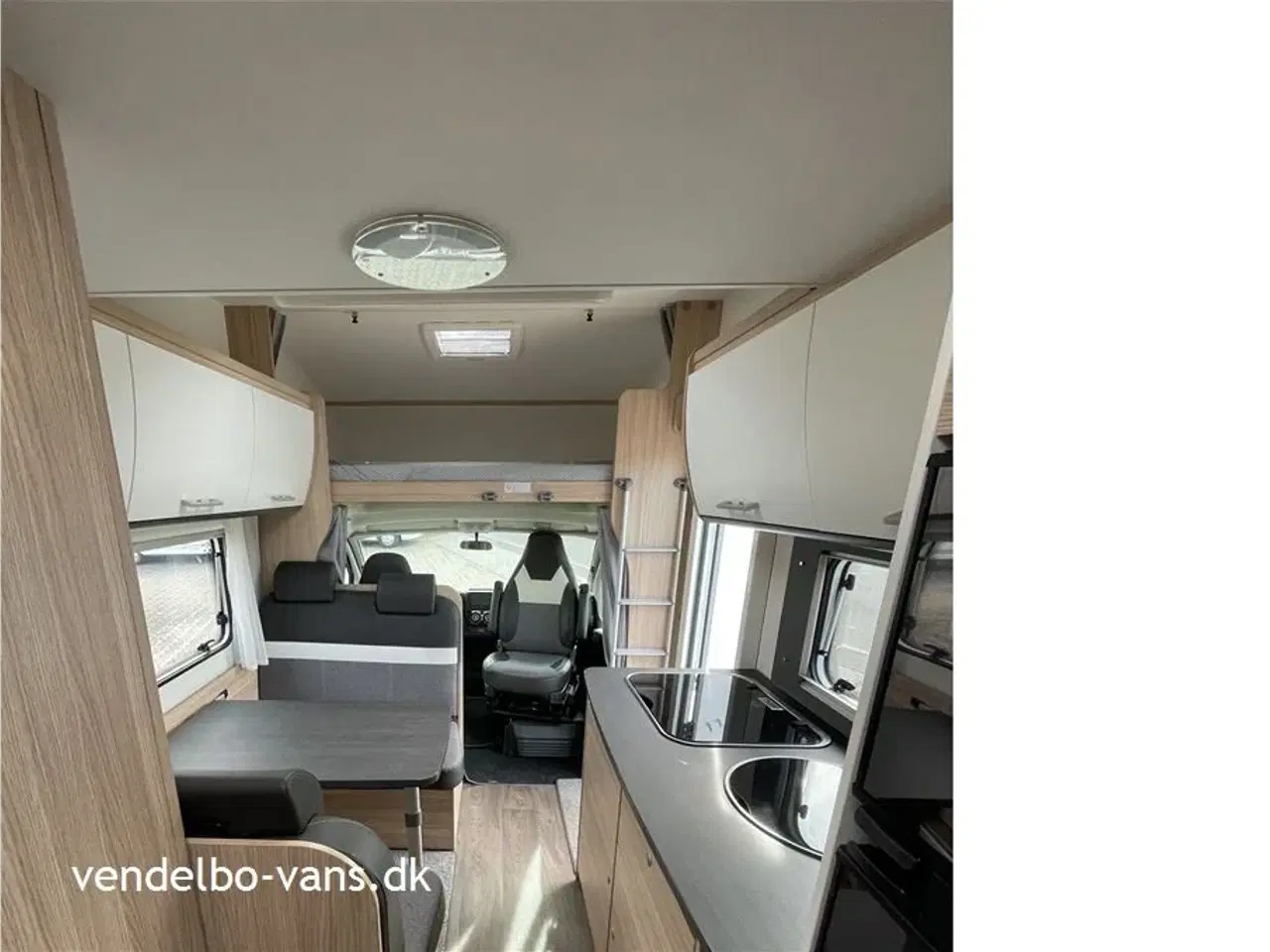Billede 5 - 2021 - SunLight A 70 Camperen til 6 personer og stor garage