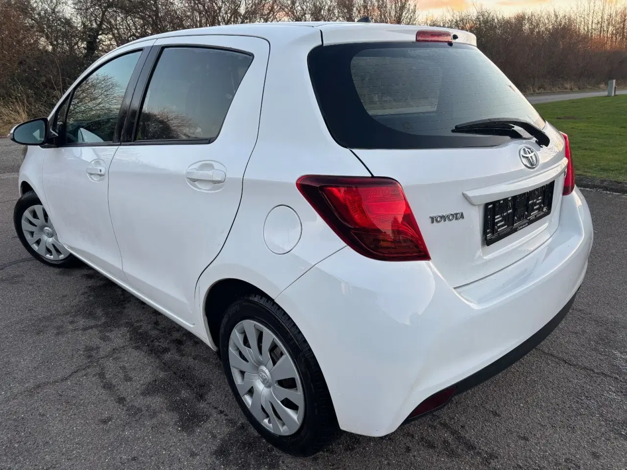 Billede 4 - Toyota Yaris 1,4 D-4D T2 Exclusive Van