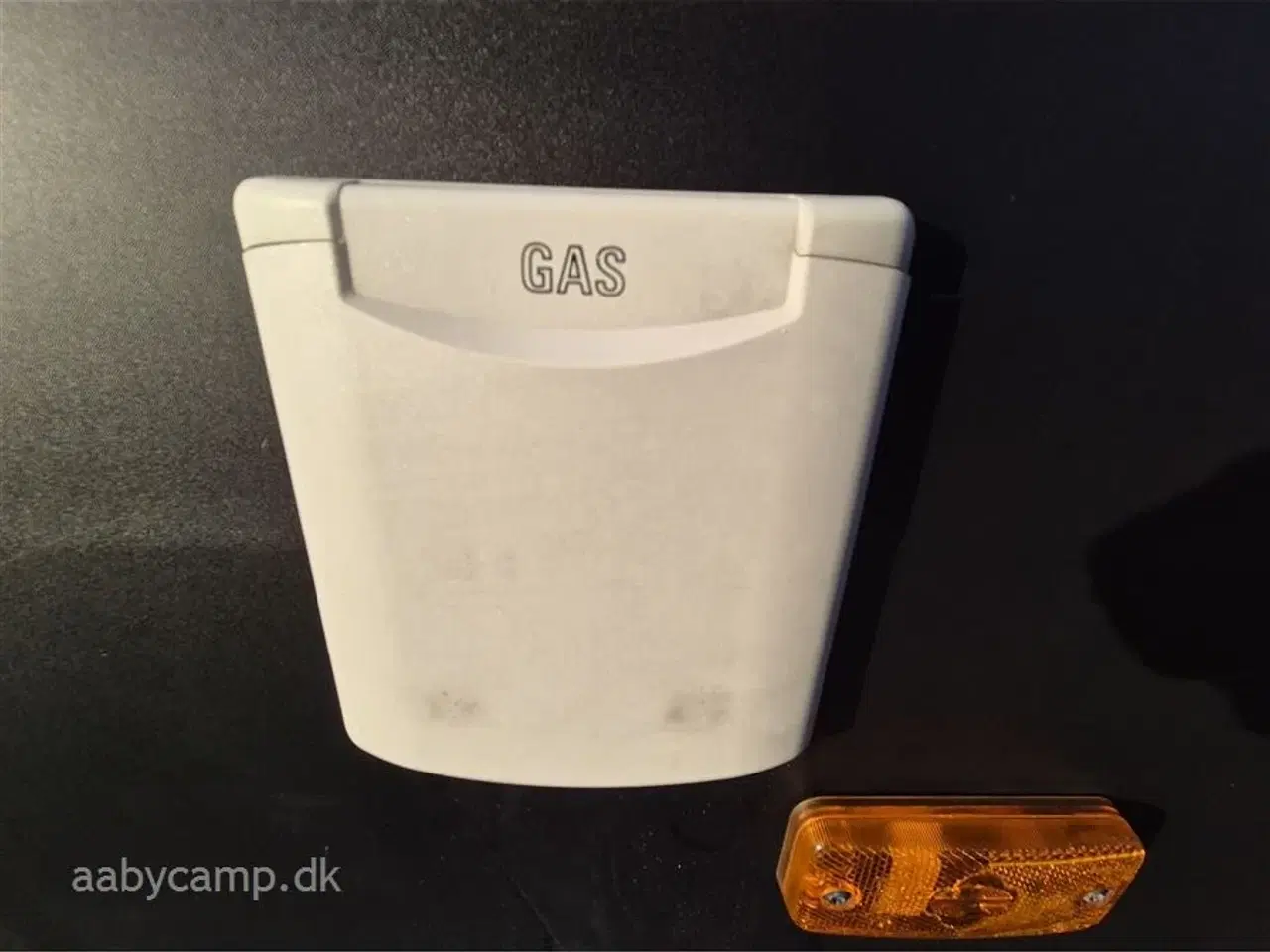 Billede 18 - 2024 - Autostar van V630LI Design Edition   Automatgear. markise. solceller. 200 Ah lithium batteri. 2000w inverter. maxxfan. Fyldegas. anhængertræk. undervognsbehandlet. Gasudtag. cykelstativ.