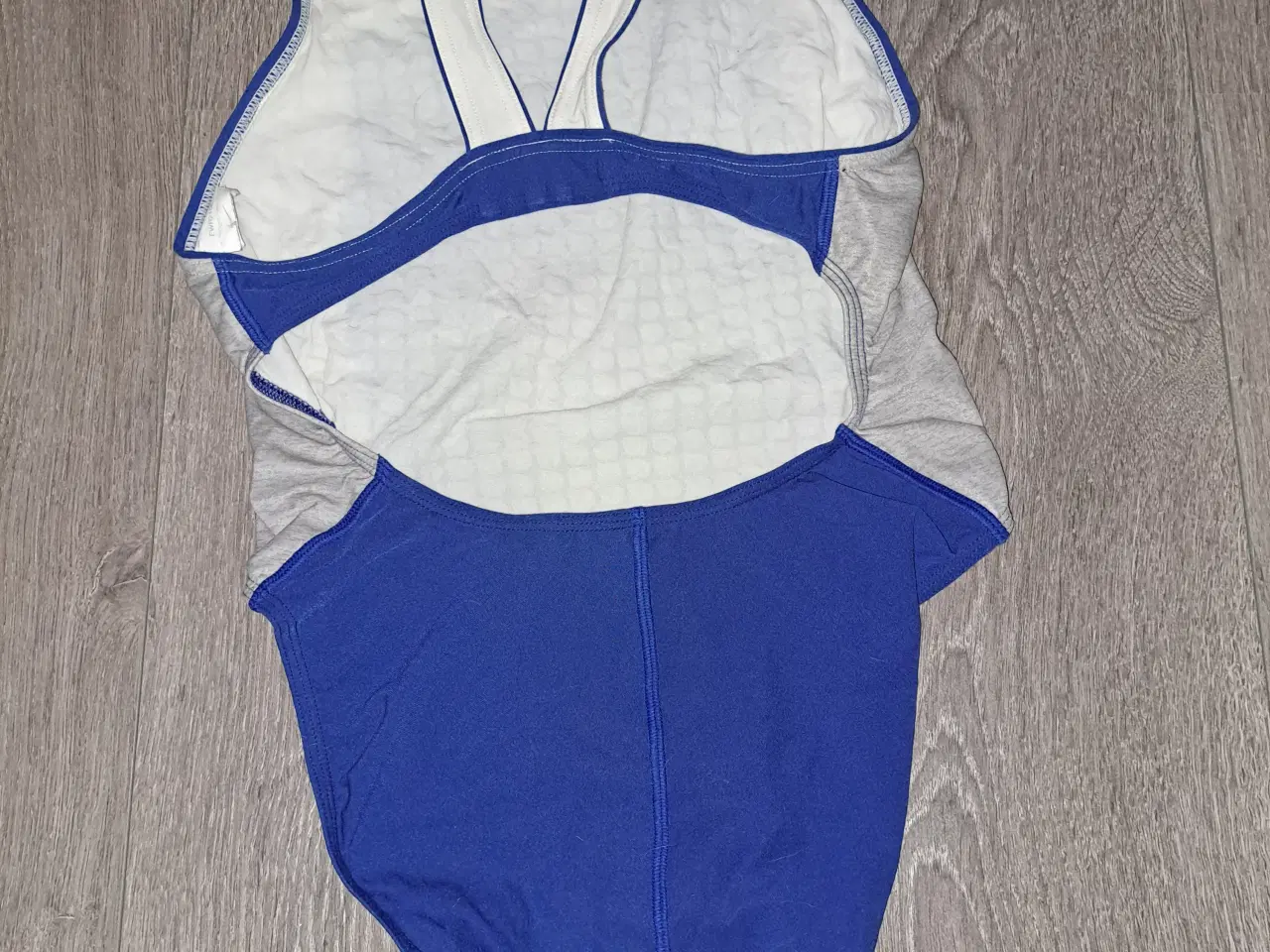 Billede 2 - badedragt