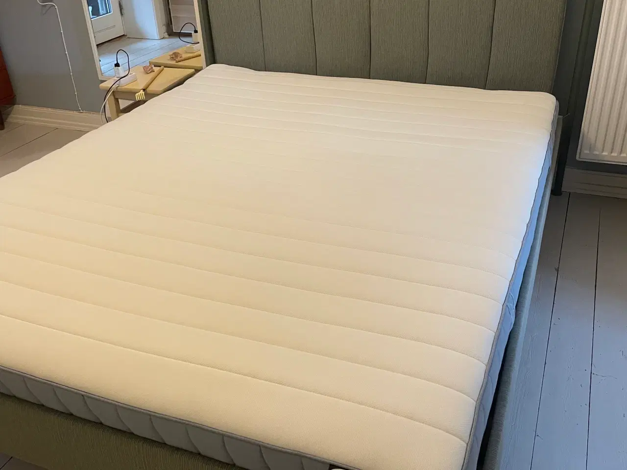 Billede 1 - Sengestel og madras IKEA