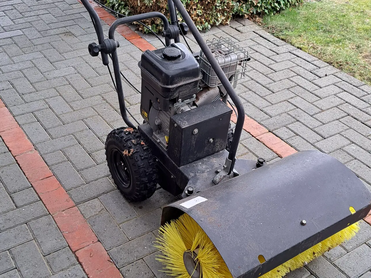 Billede 2 - Vanguard Fejemaskine