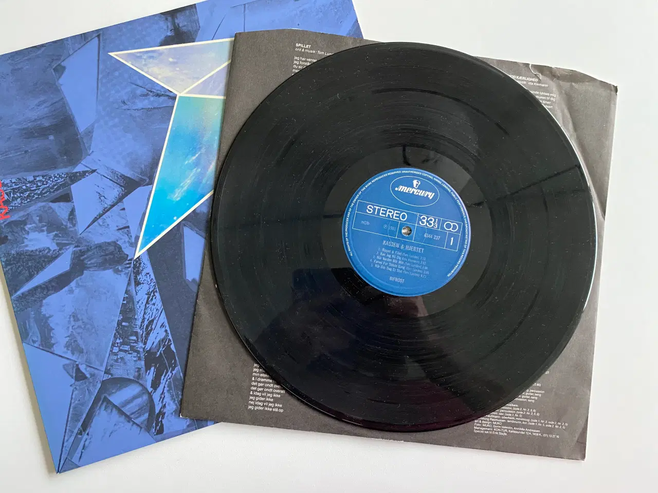 Billede 2 - LP. Bifrost – Kassen & Hjertet