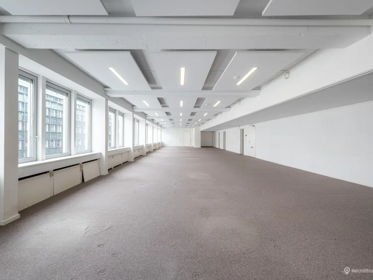 Billede 11 - Centralt og lyst kontorlejemål 50 meter fra metro