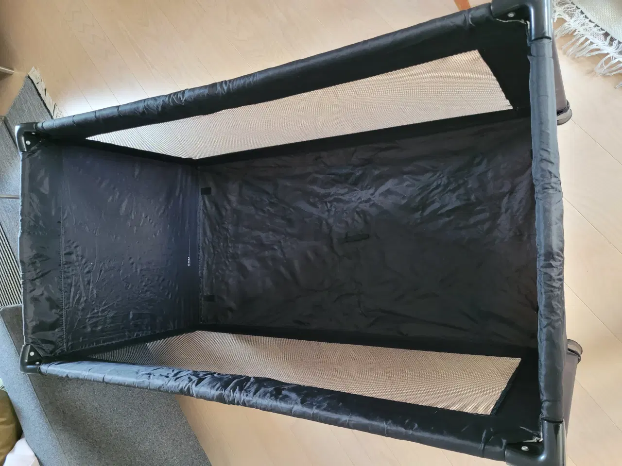 Billede 3 - Rejseseng – Baby Travel (sort) 🧳👶