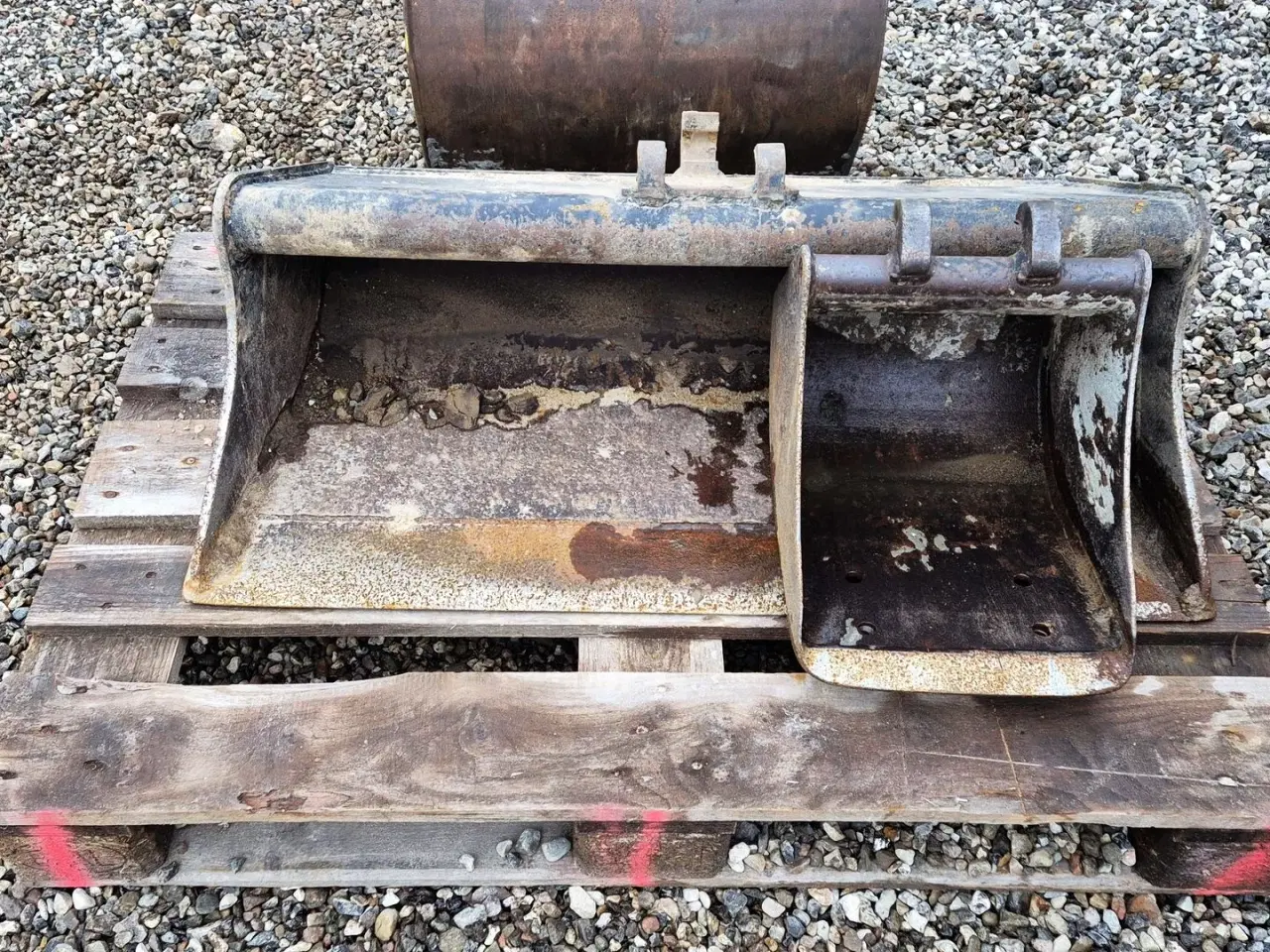 Billede 9 - New Holland E9 SR / 2900 timer / med skovlsæt / pæn stand