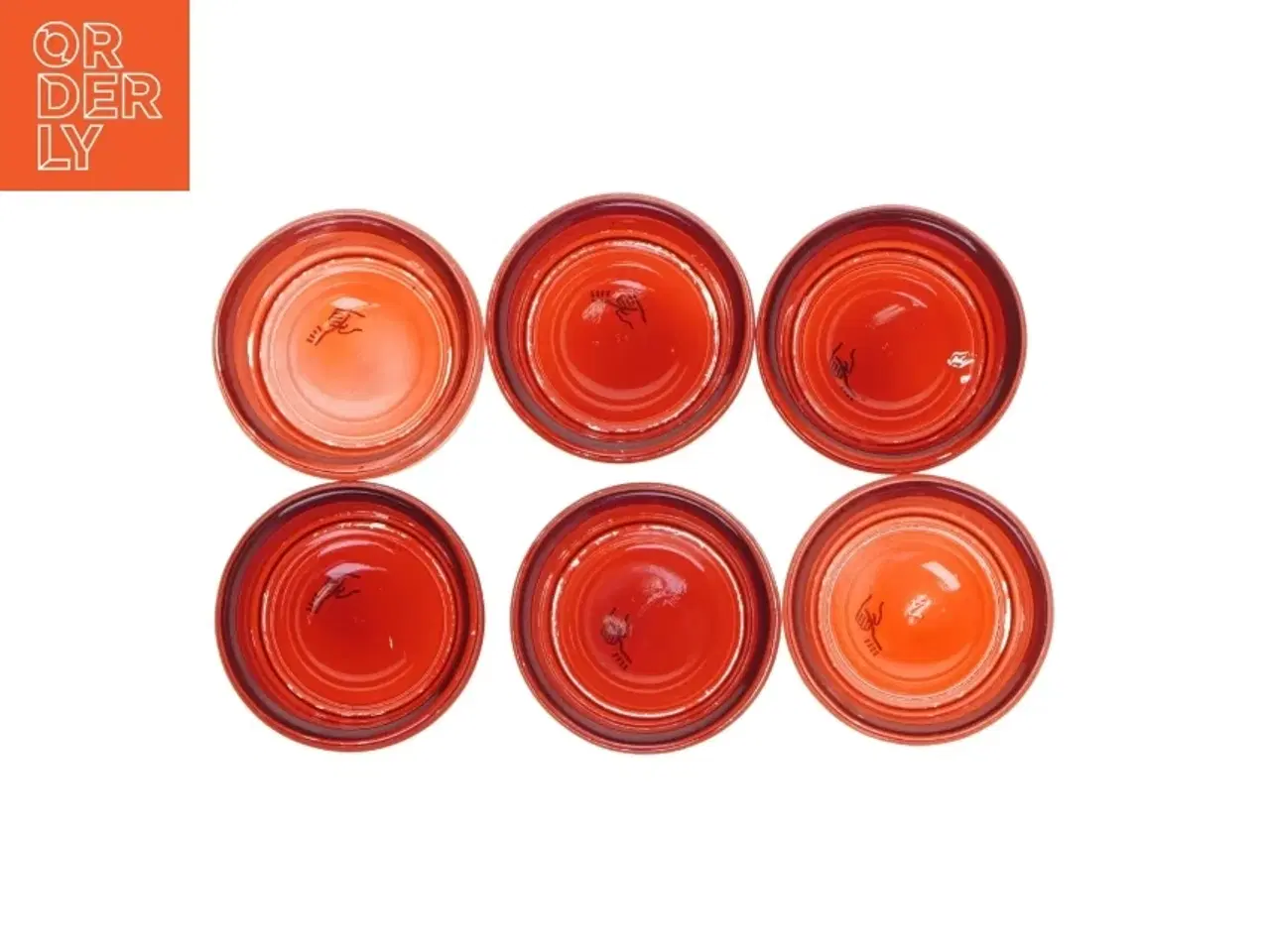 Billede 4 - Sæt af seks røde glas fyrfadsstager(str. Ø 8x4 cm)