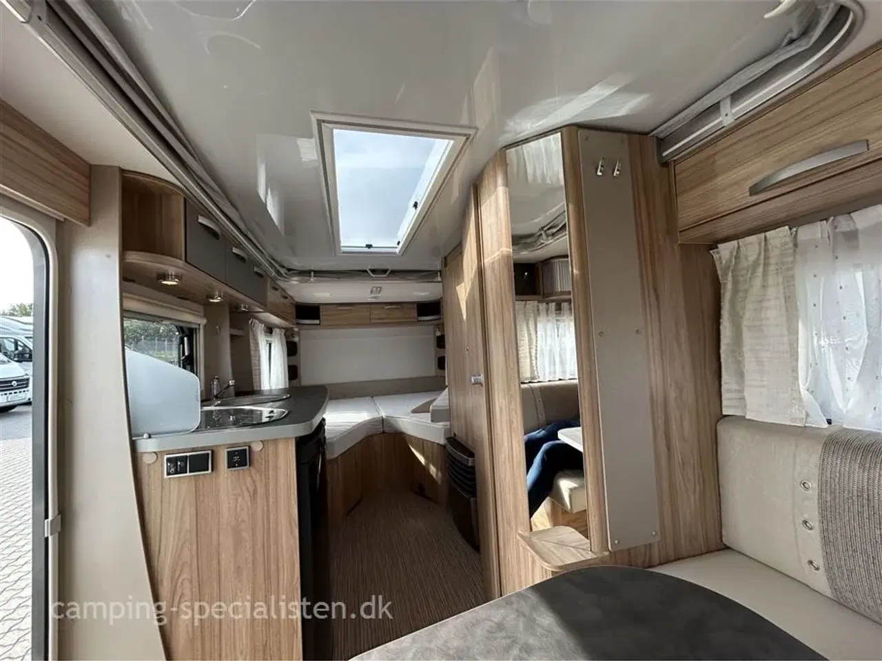Billede 6 - 2023 - Hymer Feeling 442   Hymer Feeling 442 model 2023 kan nu ses hos Camping -Specialisten.dk