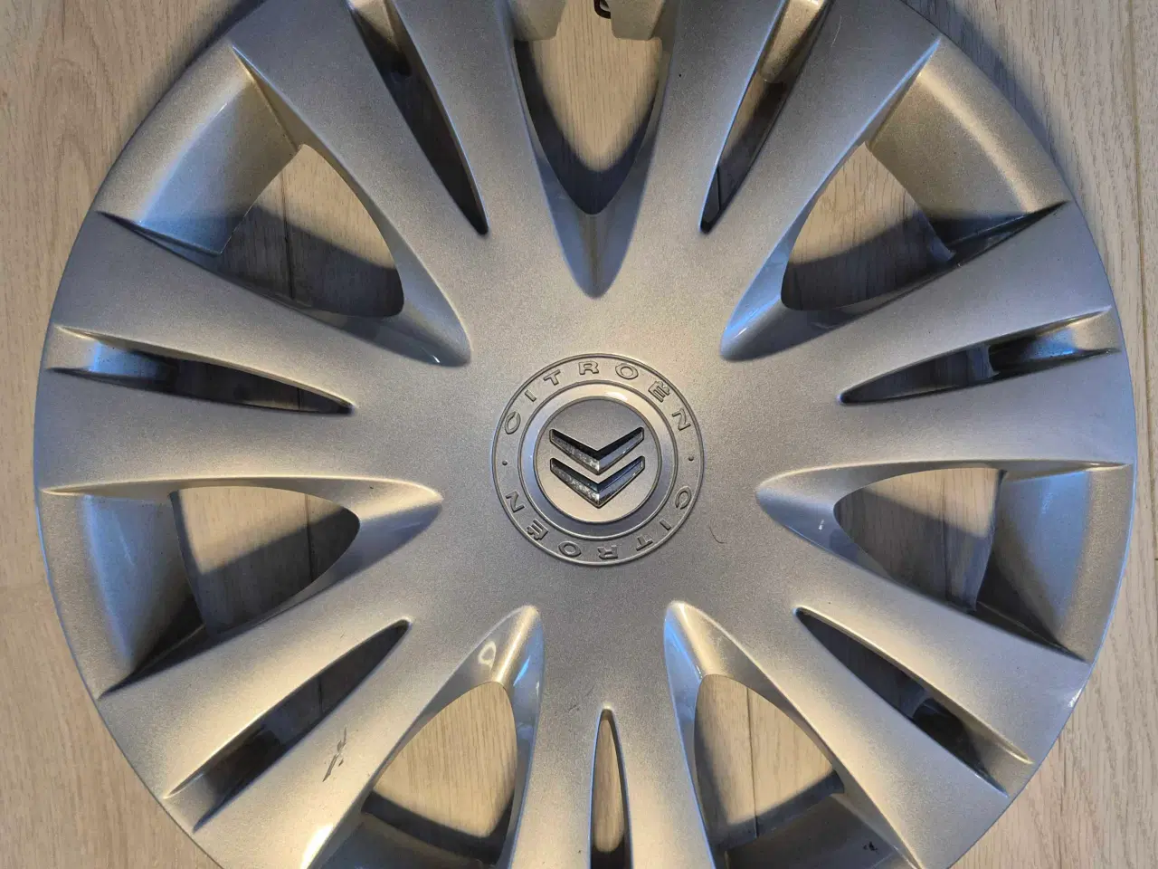 Billede 2 - Citron originale hjulkapsler 16 "