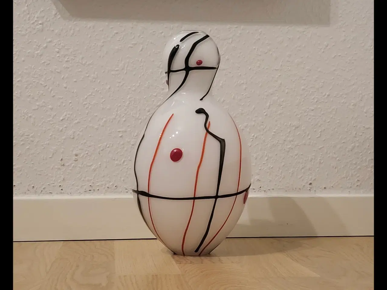 Billede 1 - Fin lille vase 29 cm