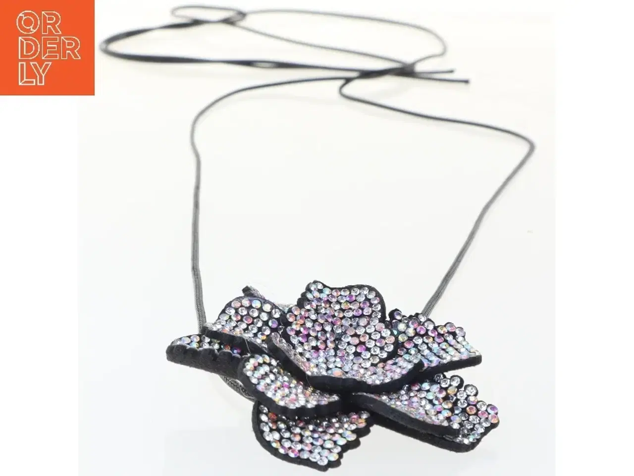 Billede 2 - Dekorativ halskæde med blomstermotiv (str. 176 cm)