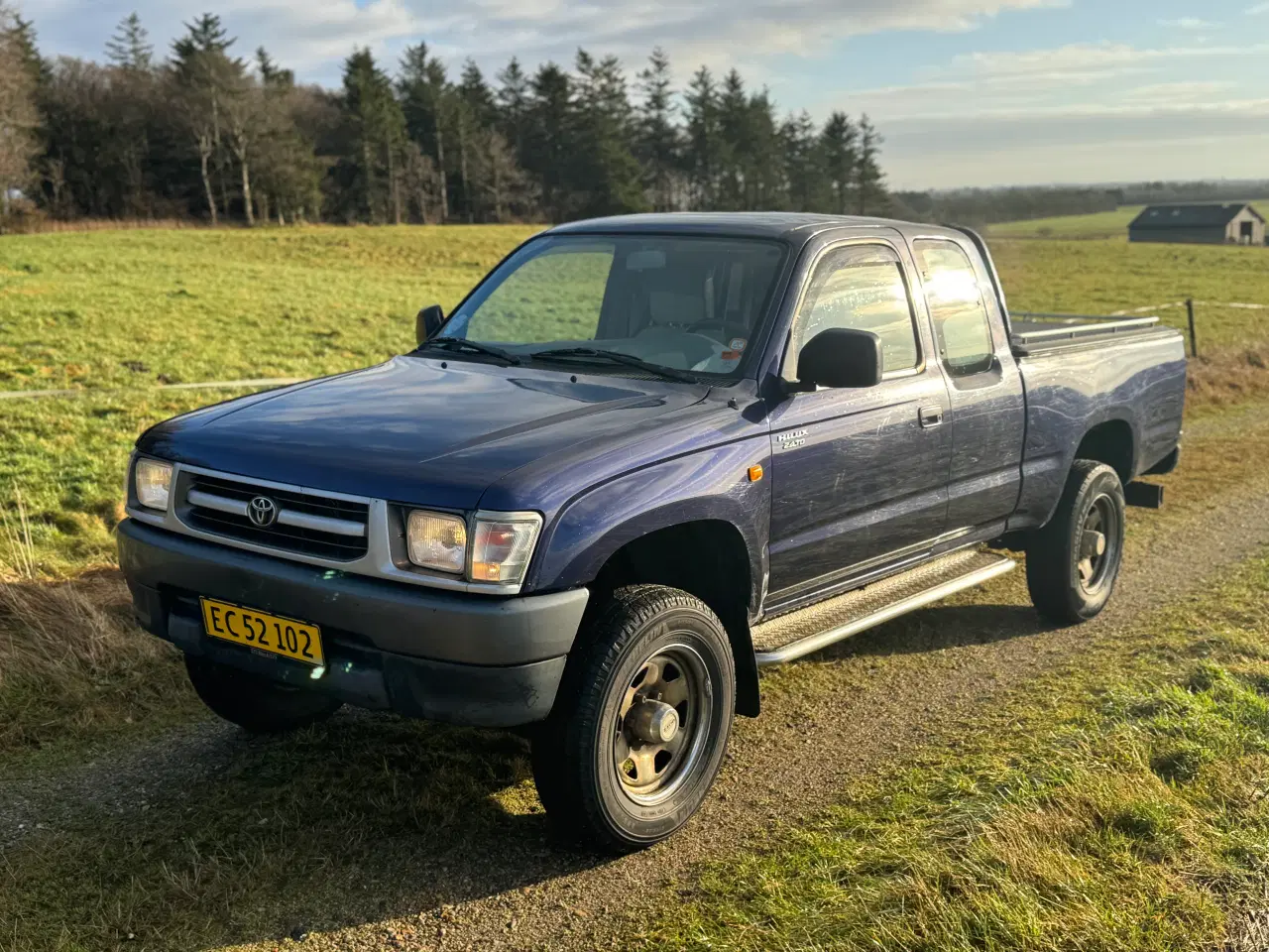 Billede 1 - Toyota Hilux 2,4 turbo diesel 4x4 lav afgift