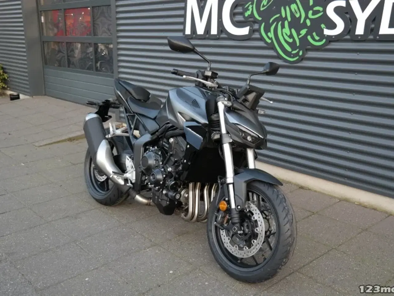 Billede 2 - Honda CB 1000 Hornet MC-SYD       BYTTER GERNE