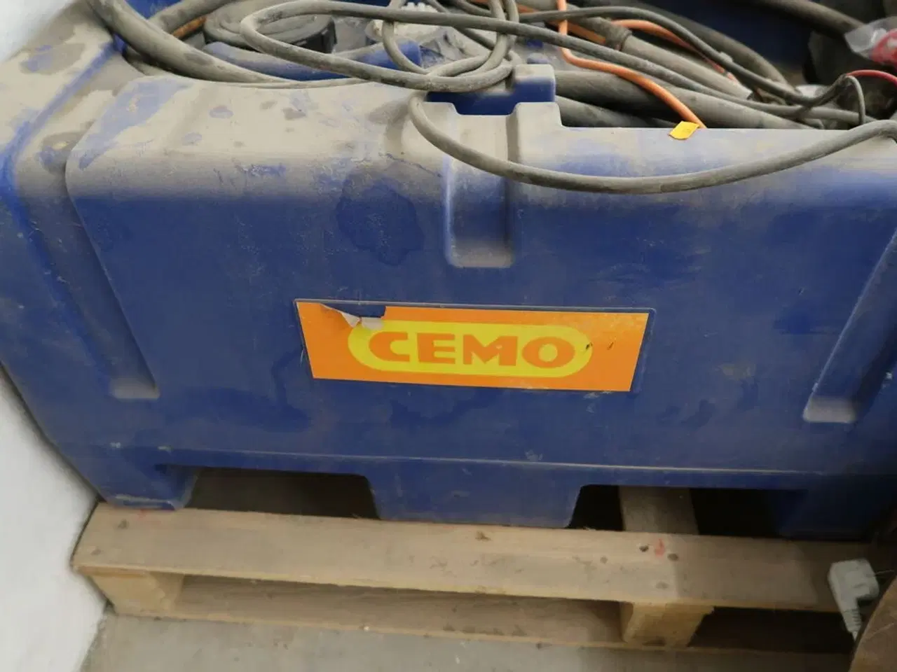 Billede 3 - Dieseltank med pumpe CEMO