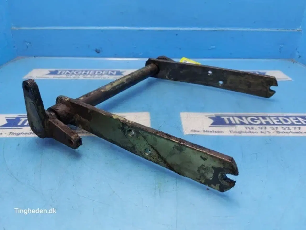 Billede 8 - Massey Ferguson 690 Håndbremse Beslag 1681539M92