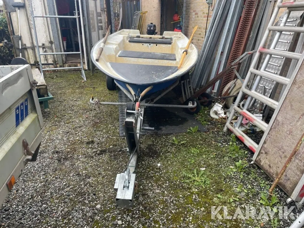 Billede 2 - Jolle med bådtrailer og motor
