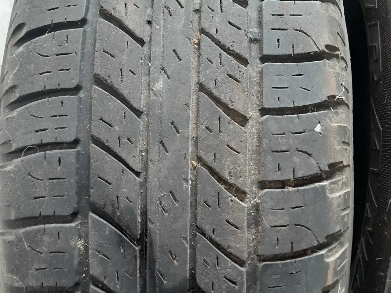 Billede 7 - Dæk forhjul / vogn 16 " 255/65×16