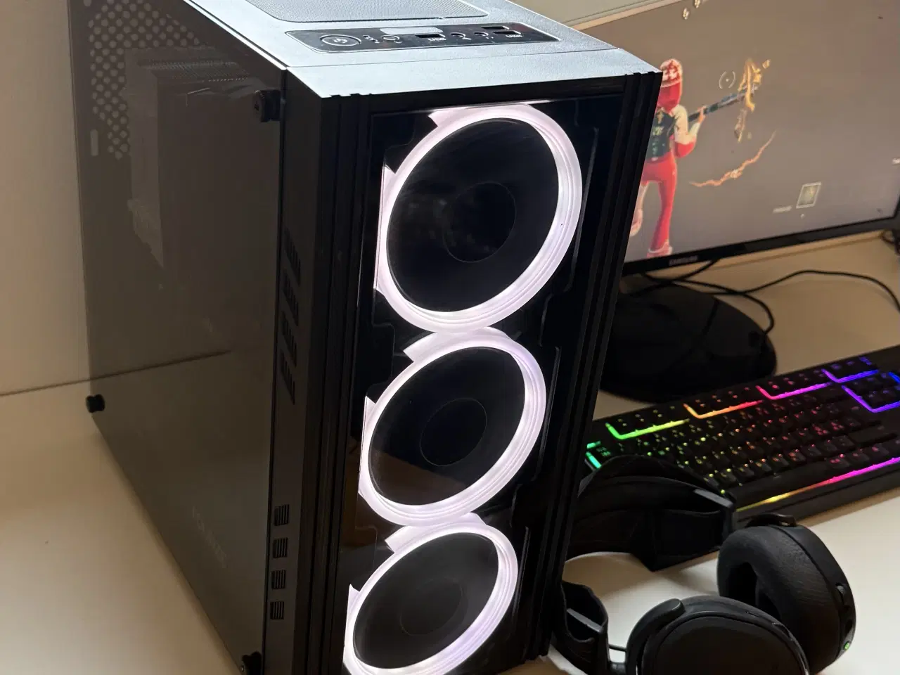Billede 10 - Gamer PC med alt tilbehør, Geforce, 16GB, 27"