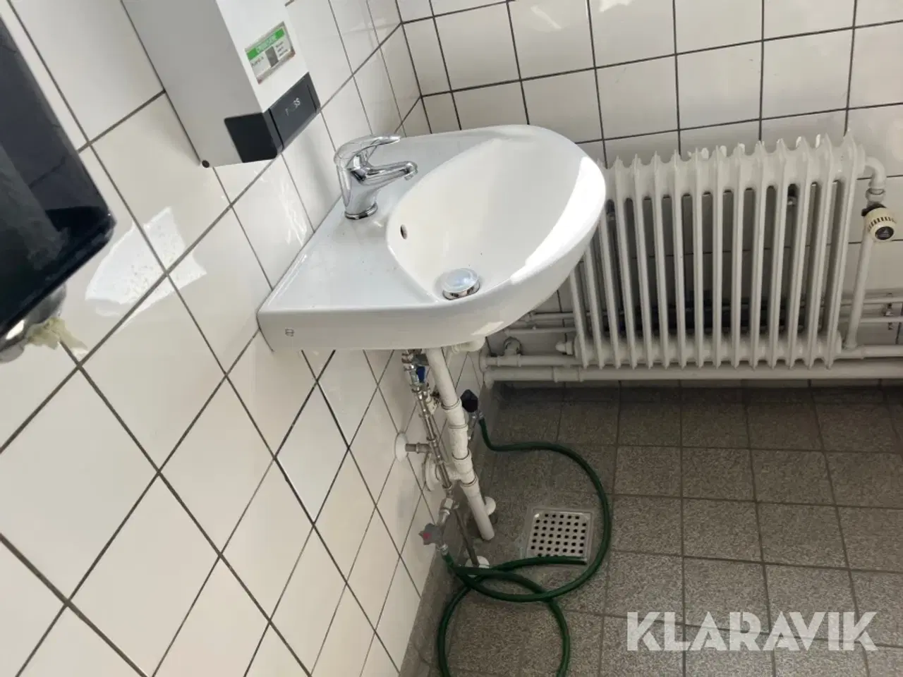Billede 6 - Toilet inventar
