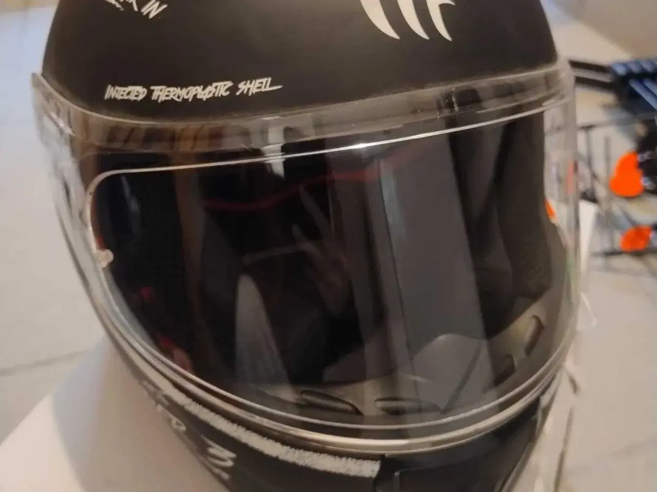 Billede 4 - Styrthjelm/knallerthjelm