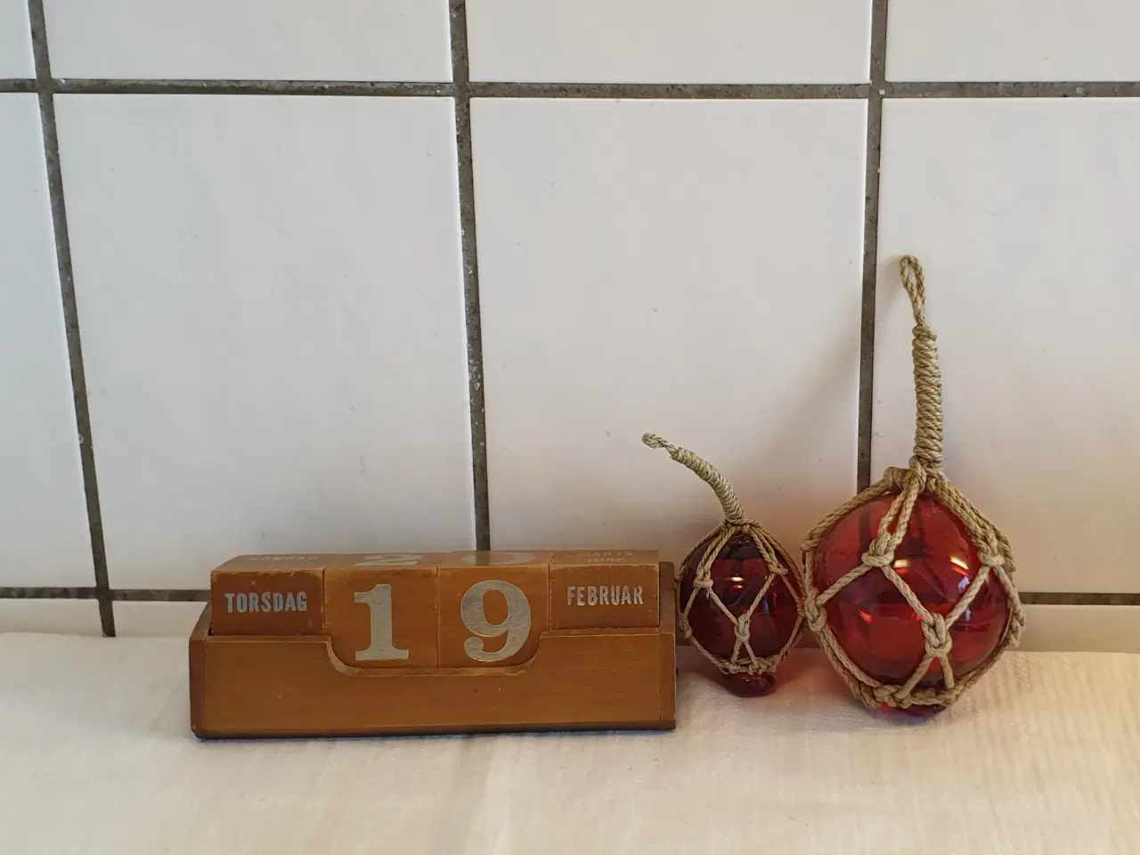 Billede 1 - Trækalender Retro & Flydekugler