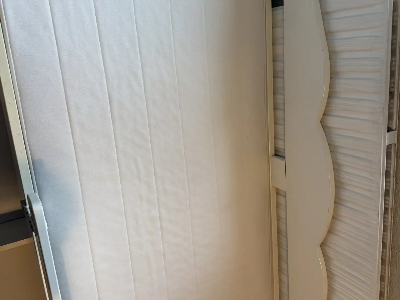 Billede 6 - Rigtig fin Junior seng