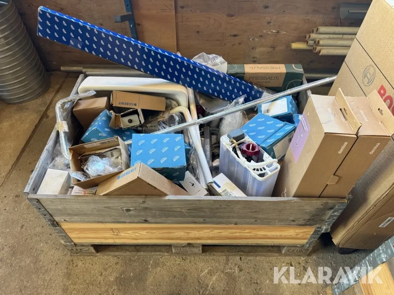 Billede 1 - Inventar til badeværelset LOT