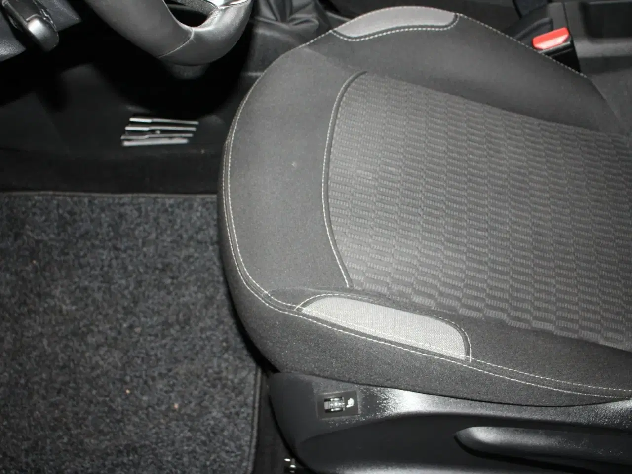 Billede 19 - Peugeot 208 1,6 BlueHDi 100 Active+