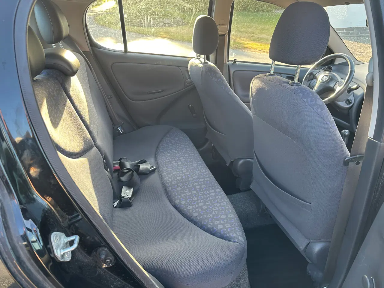 Billede 7 - Toyota Yaris 1.3 benzin 5 dørs 