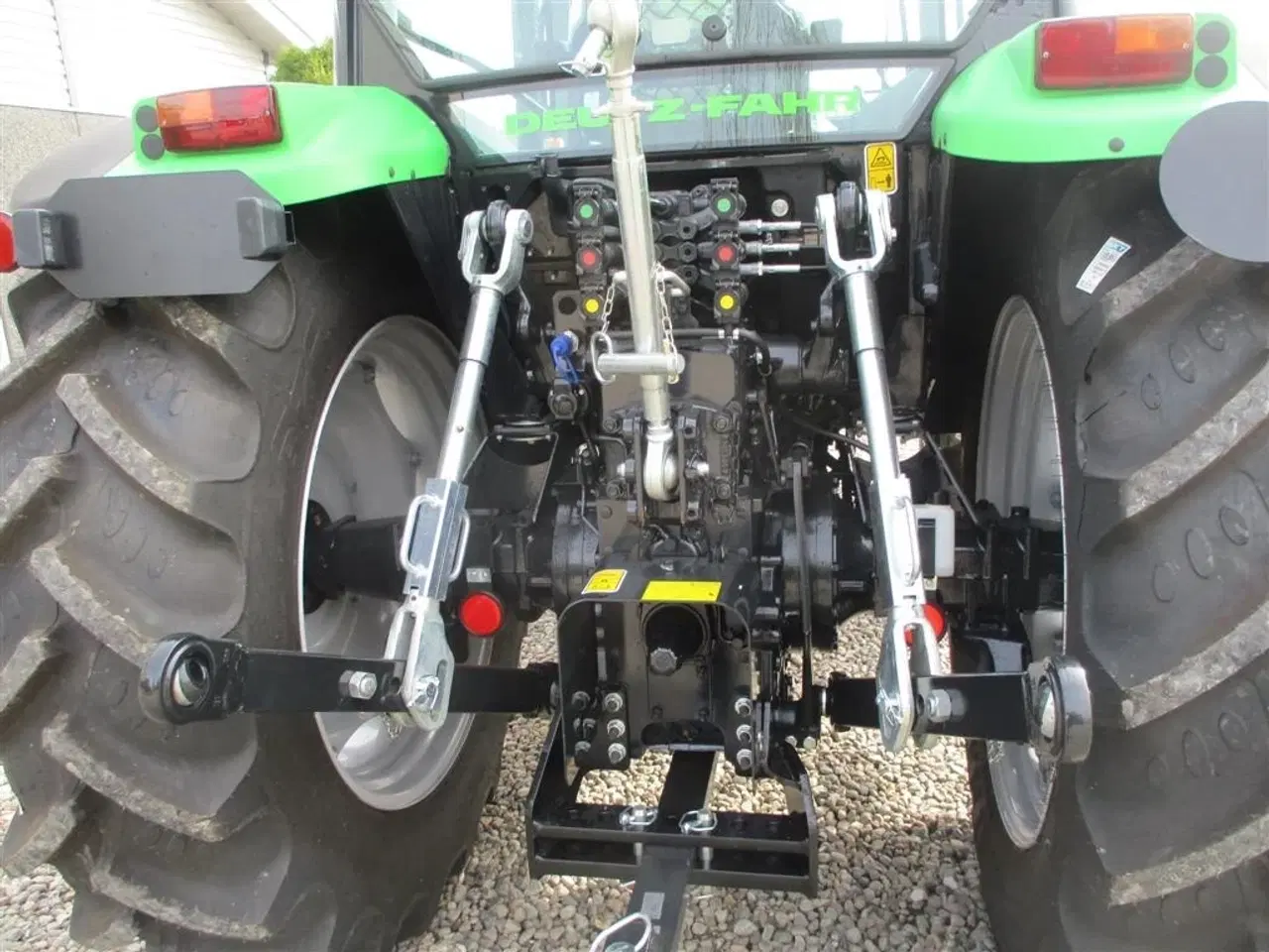 Billede 12 - Deutz-Fahr Agrofarm 115G with 30F+30R Hi-Lo and CreepGear